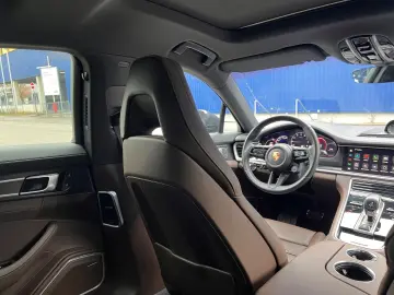 PORSCHE Panamera 4 E-Hyb · Platinum · Sportabgas · MY24