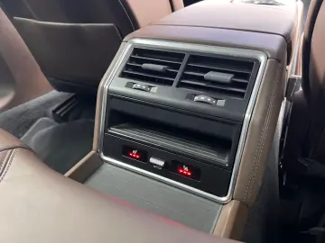 PORSCHE Panamera 4 E-Hyb · Platinum · Sportabgas · MY24