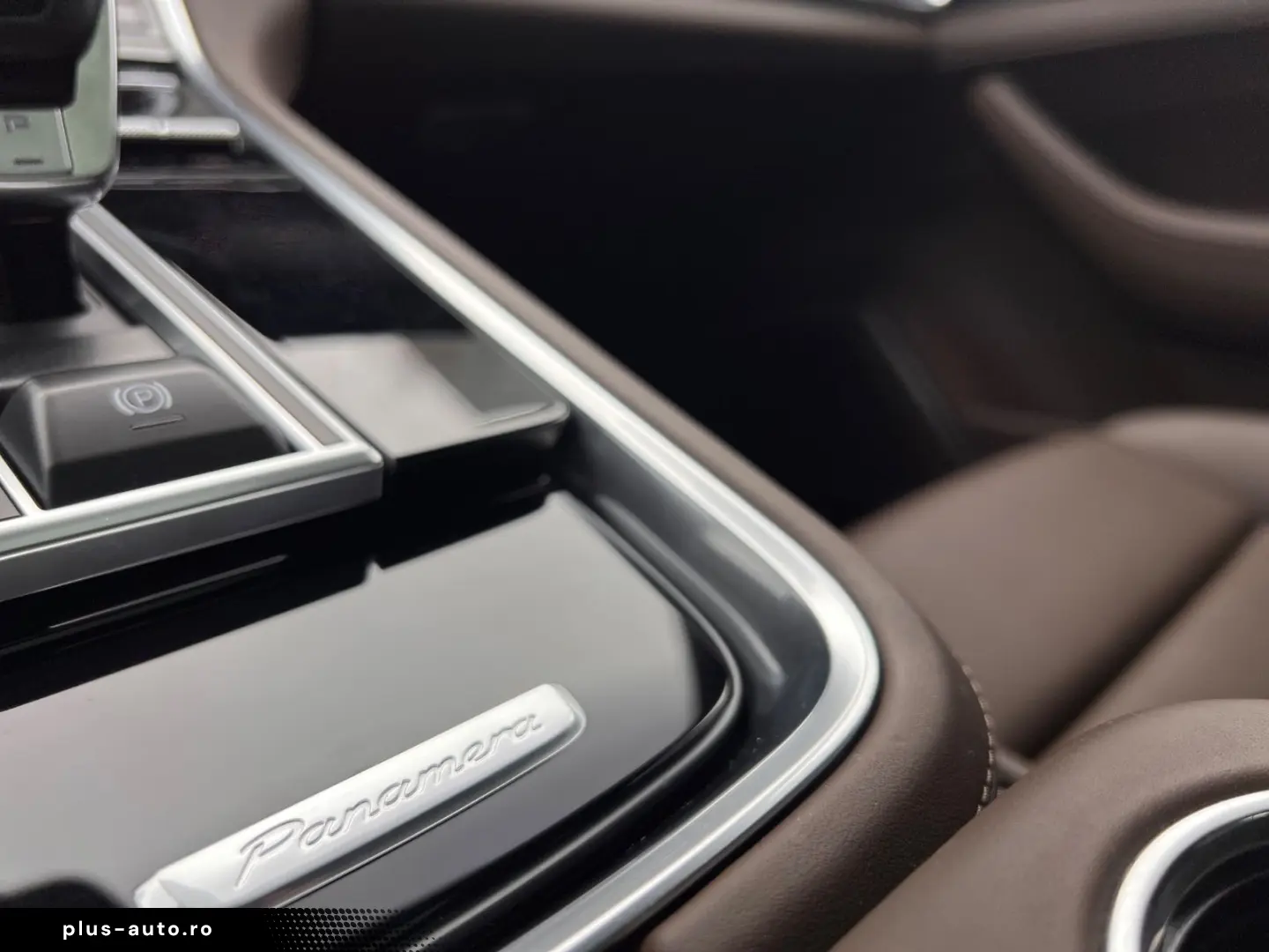 PORSCHE Panamera 4 E-Hyb · Platinum · Sportabgas · MY24