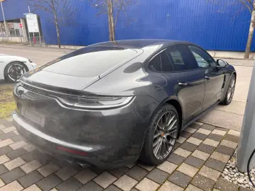 PORSCHE Panamera 4 E-Hyb · Platinum · Sportabgas · MY24