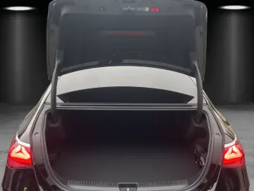 MERCEDES-BENZ E 400 e 4M AMG Distro PANO Airma HAL B&hellip;