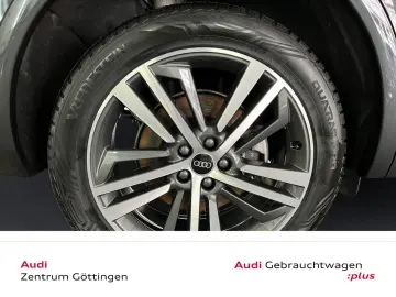 AUDI Q5 45 TFSI quattro S  AHK MATRIX B&O