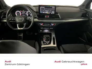 AUDI Q5 45 TFSI quattro S  AHK MATRIX B&O