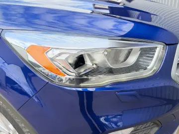 FORD KUGA Incalzire scaune Incalzire volan Clima Pilot LED I