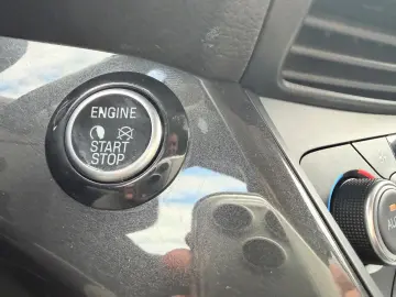 FORD KUGA Incalzire scaune Incalzire volan Clima Pilot LED I