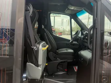 Mercedes-Benz Sprinter 519 CDI – VIP 18 locuri