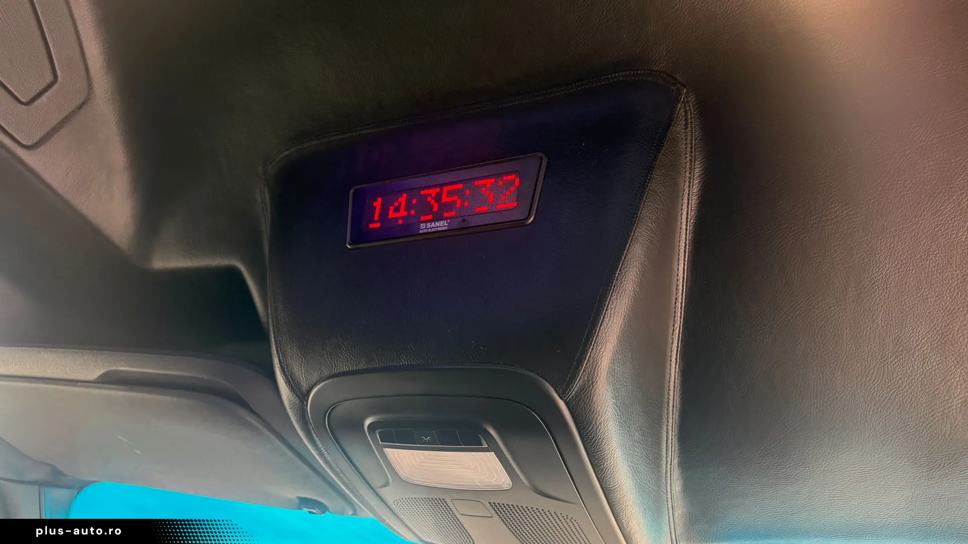 Mercedes-Benz Sprinter 519 CDI – VIP 18 locuri