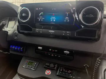 Mercedes-Benz Sprinter 519 CDI – VIP 18 locuri
