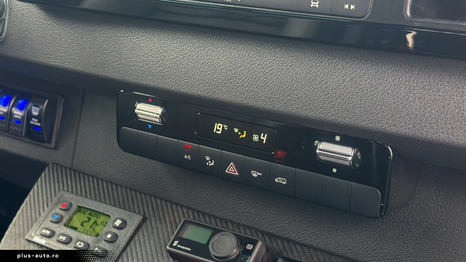 Mercedes-Benz Sprinter 519 CDI – VIP 18 locuri