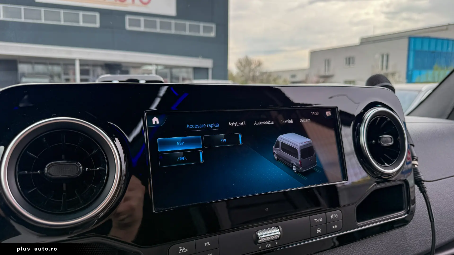 Mercedes-Benz Sprinter 519 CDI – VIP 18 locuri