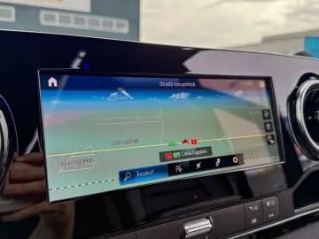 Mercedes-Benz Sprinter 519 CDI – VIP 18 locuri