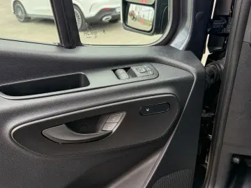 Mercedes-Benz Sprinter 519 CDI – VIP 18 locuri