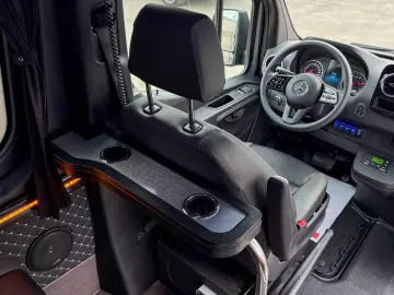 Mercedes-Benz Sprinter 519 CDI – VIP 18 locuri