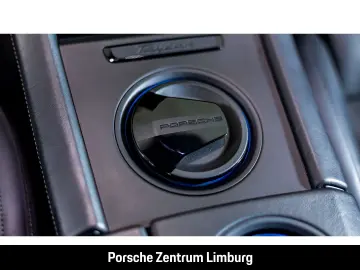 PORSCHE Taycan Turbo S Burmester Sitzbelüftung LEDmatrix