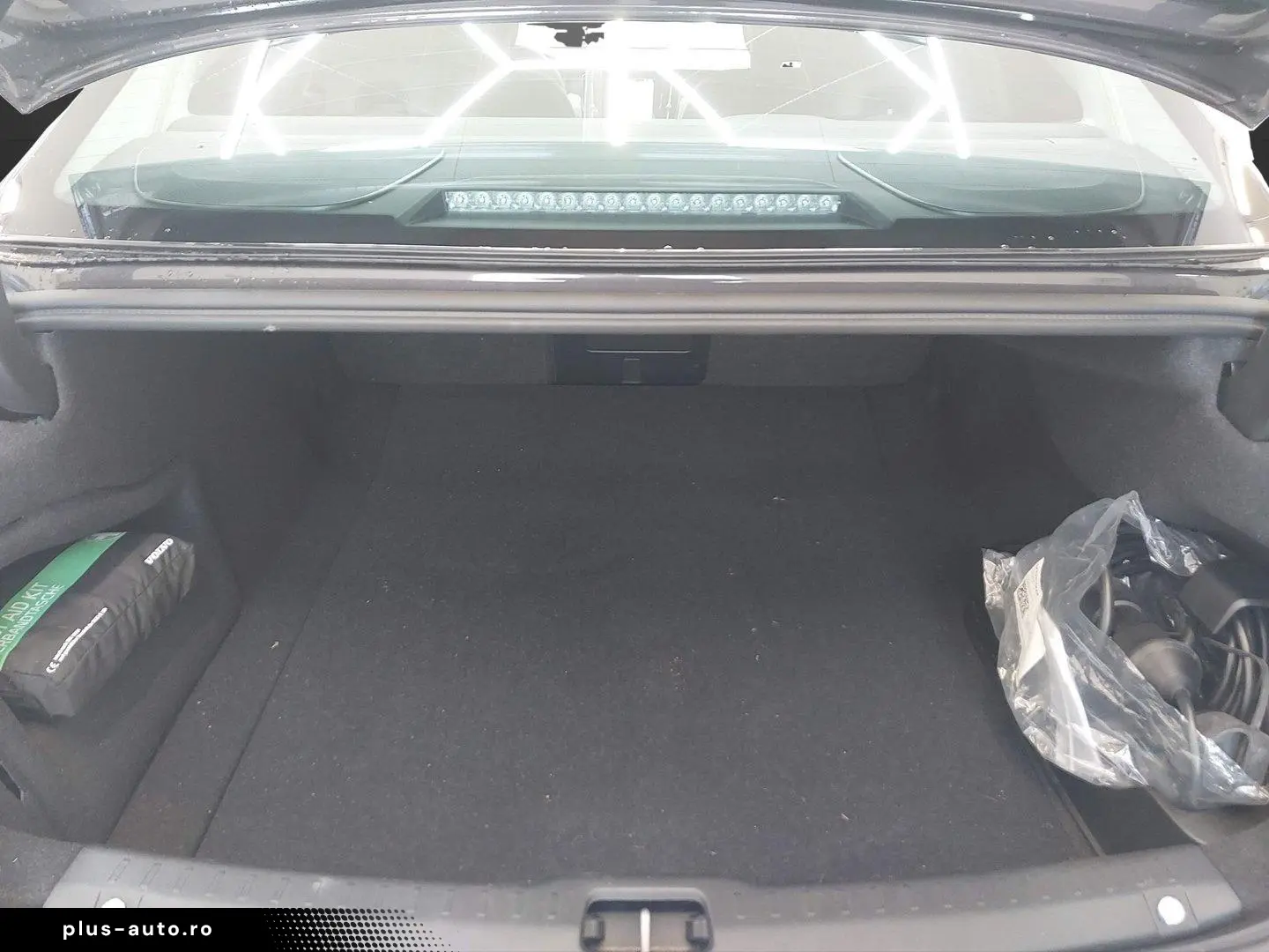 Volvo S90 T8 Recharge AWD Geartronic „Plus Bright”