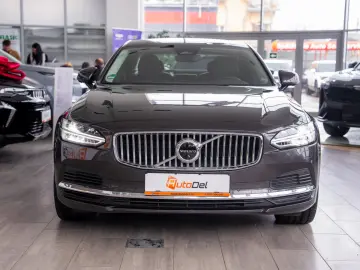 Volvo S90 T8 Recharge AWD Geartronic „Plus Bright”