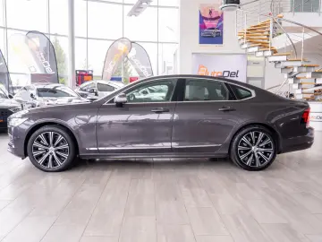 Volvo S90 T8 Recharge AWD Geartronic „Plus Bright”