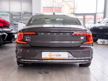 Volvo S90 T8 Recharge AWD Geartronic „Plus Bright”
