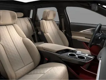 CADILLAC Lyriq Sport 600e AWD Vollausstattung Panorama