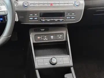 Hyundai Kona Elektro SELECT