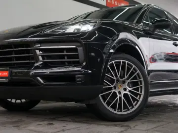 Porsche Cayenne Platinum Edition Pano Bose Keyless