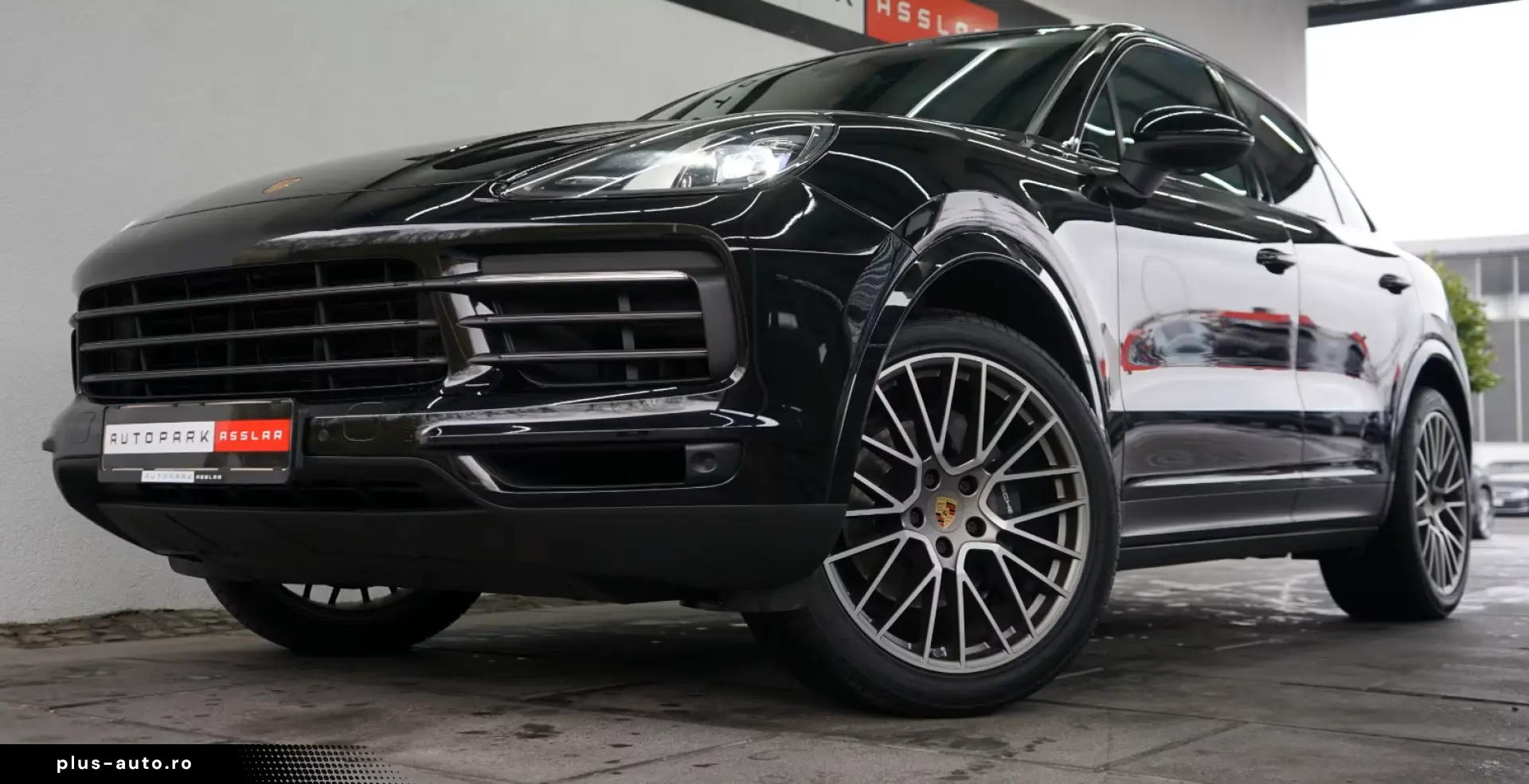 Porsche Cayenne Platinum Edition Pano Bose Keyless