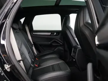 Porsche Cayenne Platinum Edition Pano Bose Keyless