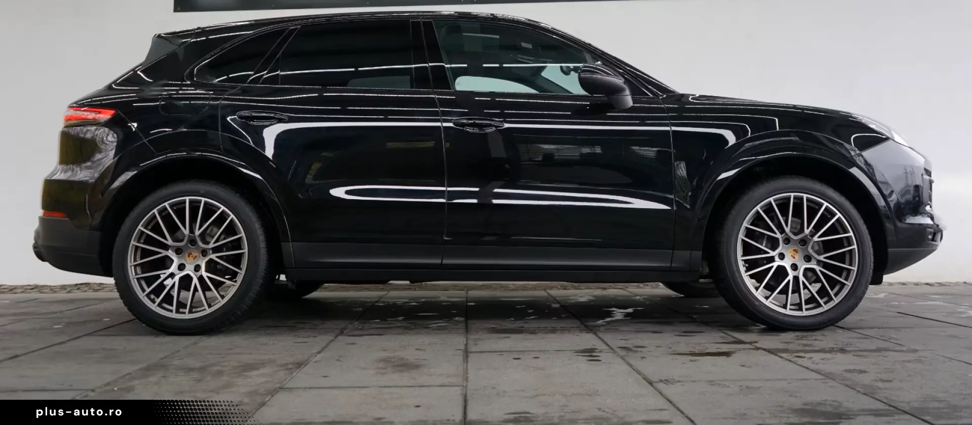 Porsche Cayenne Platinum Edition Pano Bose Keyless