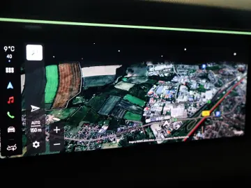 PORSCHE Macan Electric PASM BOSE