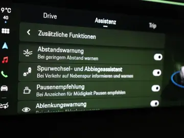 PORSCHE Macan Electric PASM BOSE