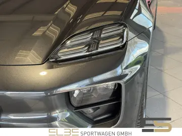 PORSCHE Macan Electric INNODRIVE 360 HEAD-UP