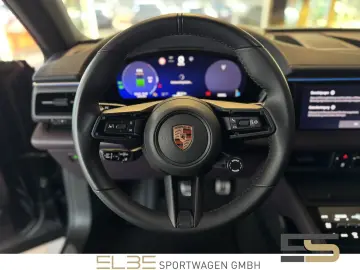 PORSCHE Macan Electric INNODRIVE 360 HEAD-UP