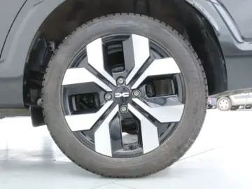 DACIA LOGAN 1.0 TCe 90CP Journey MT6