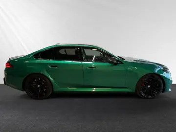 BMW M5 Limousine Bowers