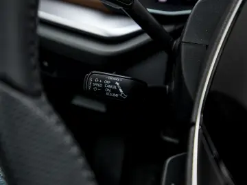 Skoda Octavia – 2.0 TDI  DSG  2025  Full LED  ACC