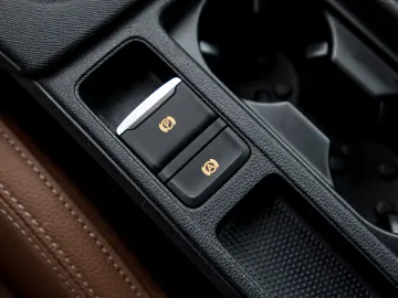 Skoda Octavia – 2.0 TDI  DSG  2025  Full LED  ACC