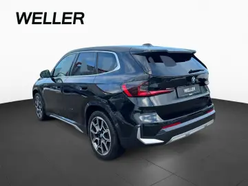 BMW iX1 xDrive 30 xLine