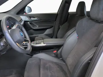 BMW iX1 eDrive20 M Sport Panoramic