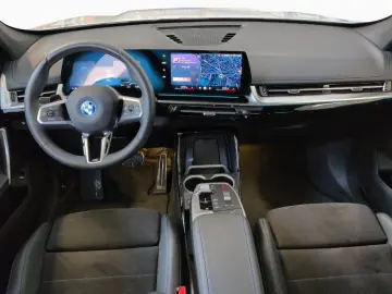 BMW iX1 eDrive20 M Sport Panoramic
