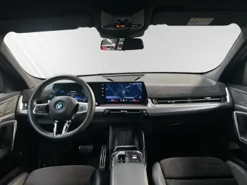 BMW iX2 eDrive20 M Sport