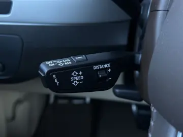 AUDI Q7 3.0 TDI quattro 7SITZS ACC BOSE KAM SOFT