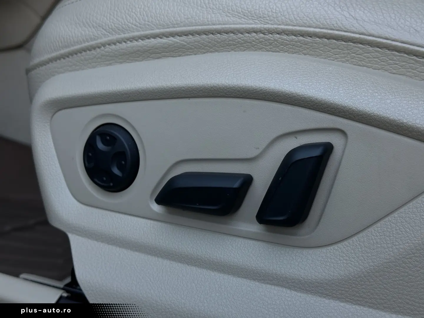 AUDI Q7 3.0 TDI quattro 7SITZS ACC BOSE KAM SOFT