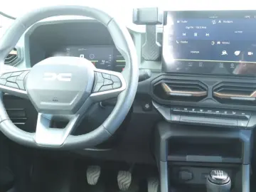 DACIA DUSTER 1.2 TCe MHEV 130CP Extreme 4X4