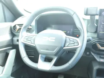 DACIA DUSTER 1.2 TCe MHEV 130CP Extreme 4X4