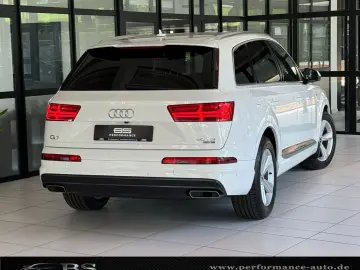 AUDI Q7 50 TDI  S-LINE MATRIX ACC 360 KAMERA 7-SITZER