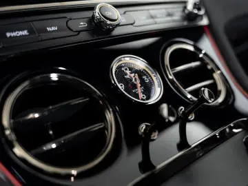 BENTLEY Continental GT Speed V8 Hybrid MJ2025