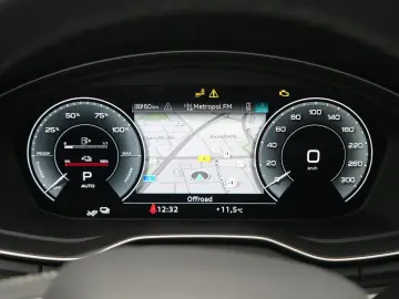 AUDI Q5 quattro S line NAVI VIRT SHZ CARPLAY LED AHK