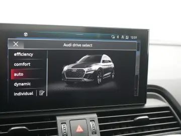 AUDI Q5 quattro S line NAVI VIRT SHZ CARPLAY LED AHK
