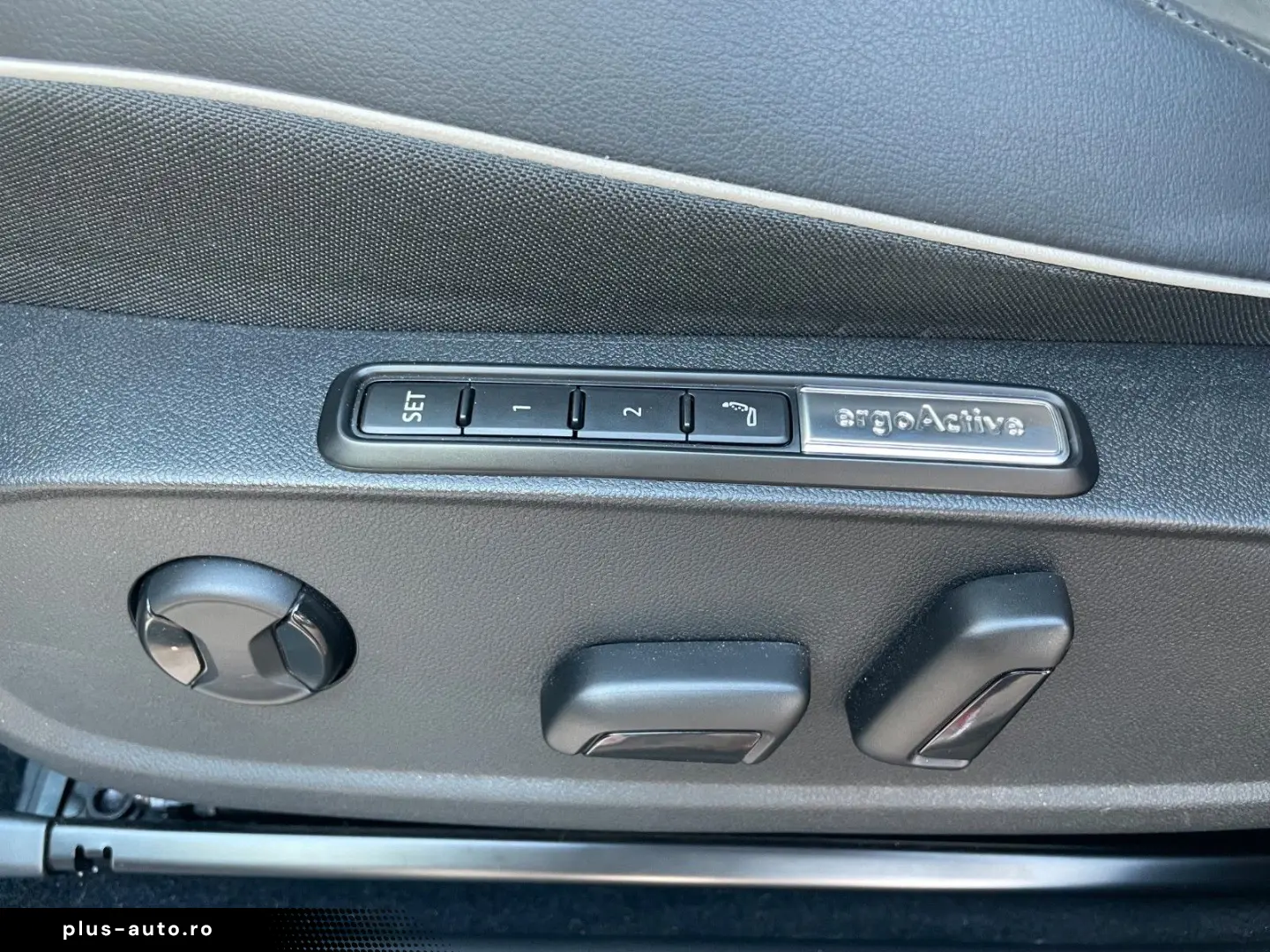 VW ID.4 GTX MATRIX-LED NAVI ACC 360 HEAD-UP DCC SID