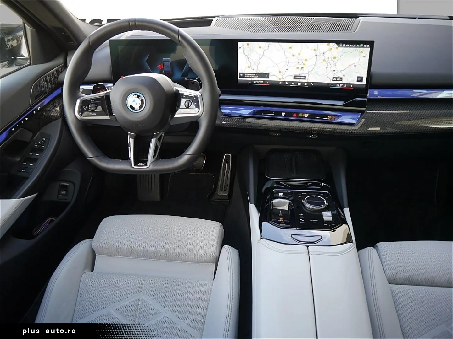 BMW 550e xDrive Lim. M Sport Pro A.  PERFORMANCE B&W